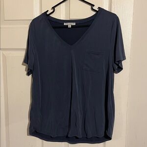 Green Envelope Navy V-Neck Short Sleeve Tee